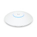 Acces Point Wi-Fi 7 Ubiquiti UniFi U7 Pro Max 2.4GHz(2x2)/5GHz(4x4)/6GHz(2x2) PoE+ 1x2,5G - Galeria zdjęcie 5