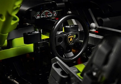LEGO TECHNIC 42115 Lamborghini Sian FKP 37 - zdjęcie 3