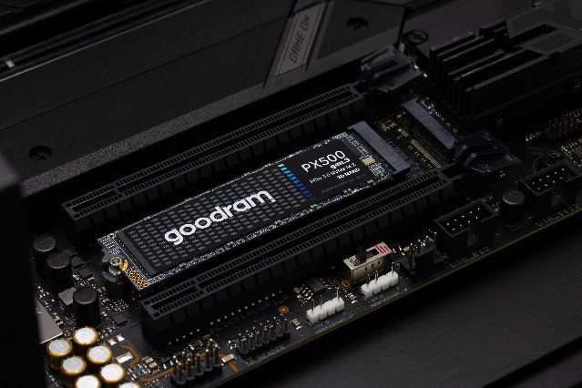 SSD GOODRAM PX500 GEN.3 PCIe 3x4 1TB M.2 2280 RETAIL - zdjęcie 3