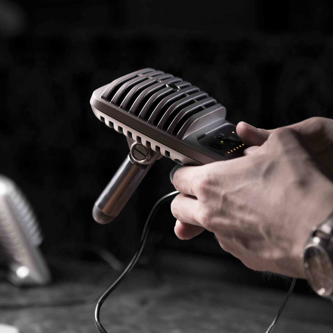 Shure MV51/A - Cyfrowy mikrofon pojemnościowy - zdjęcie 4