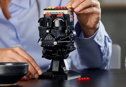 LEGO Star Wars TM 75304 Hełm Dartha Vadera - zdjęcie 4