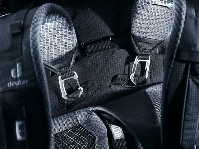 Plecak turystyczny Deuter Aircontact Pro 75+10 black - zdjęcie 3