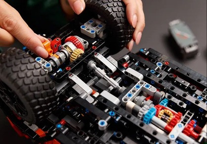 LEGO Technic 42177 Mercedes-Benz G 500 PROFESSIONAL Line - zdjęcie 6